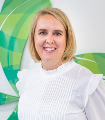 Ansprechpartner_SamiraKues